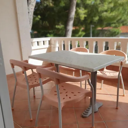 Apartment Loncar *