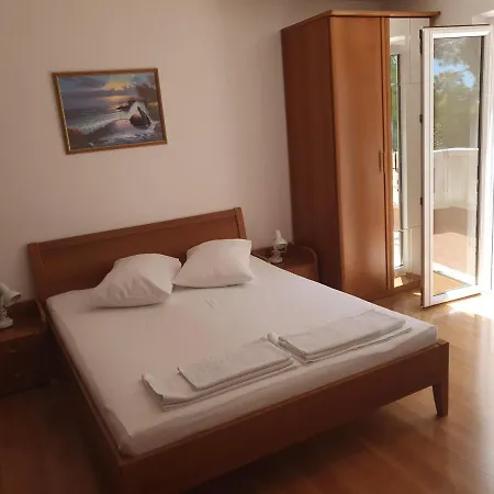 Apartment Loncar *
