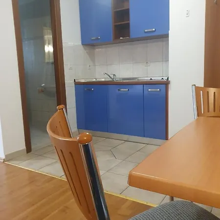 Apartment Loncar *