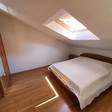 Loncar Apartment Brela
